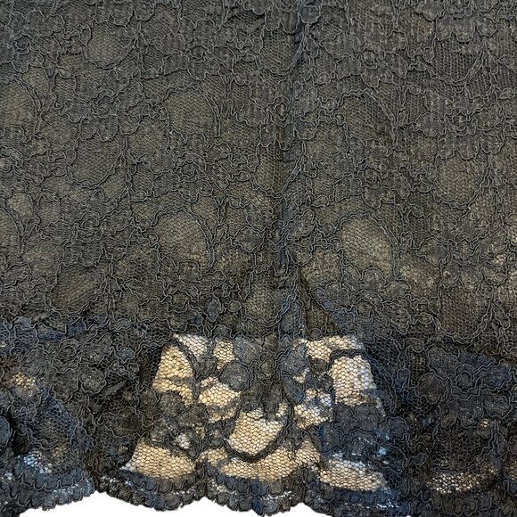 LACE Long Black Maxi Skirt Lined 17" Back Slit Waist 15" Estimate Size M - Picture 3 of 7